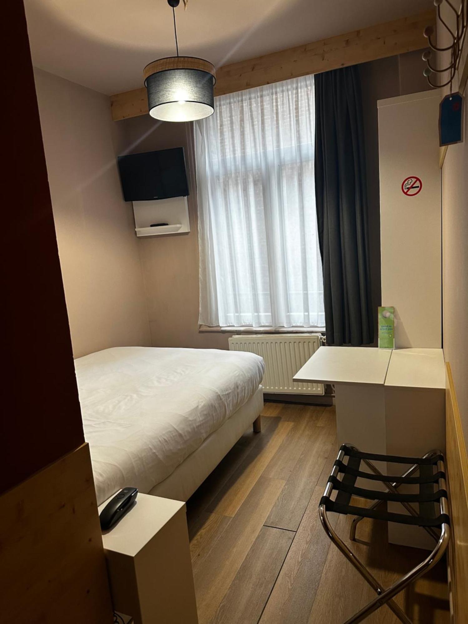 Calm Hotel 2*