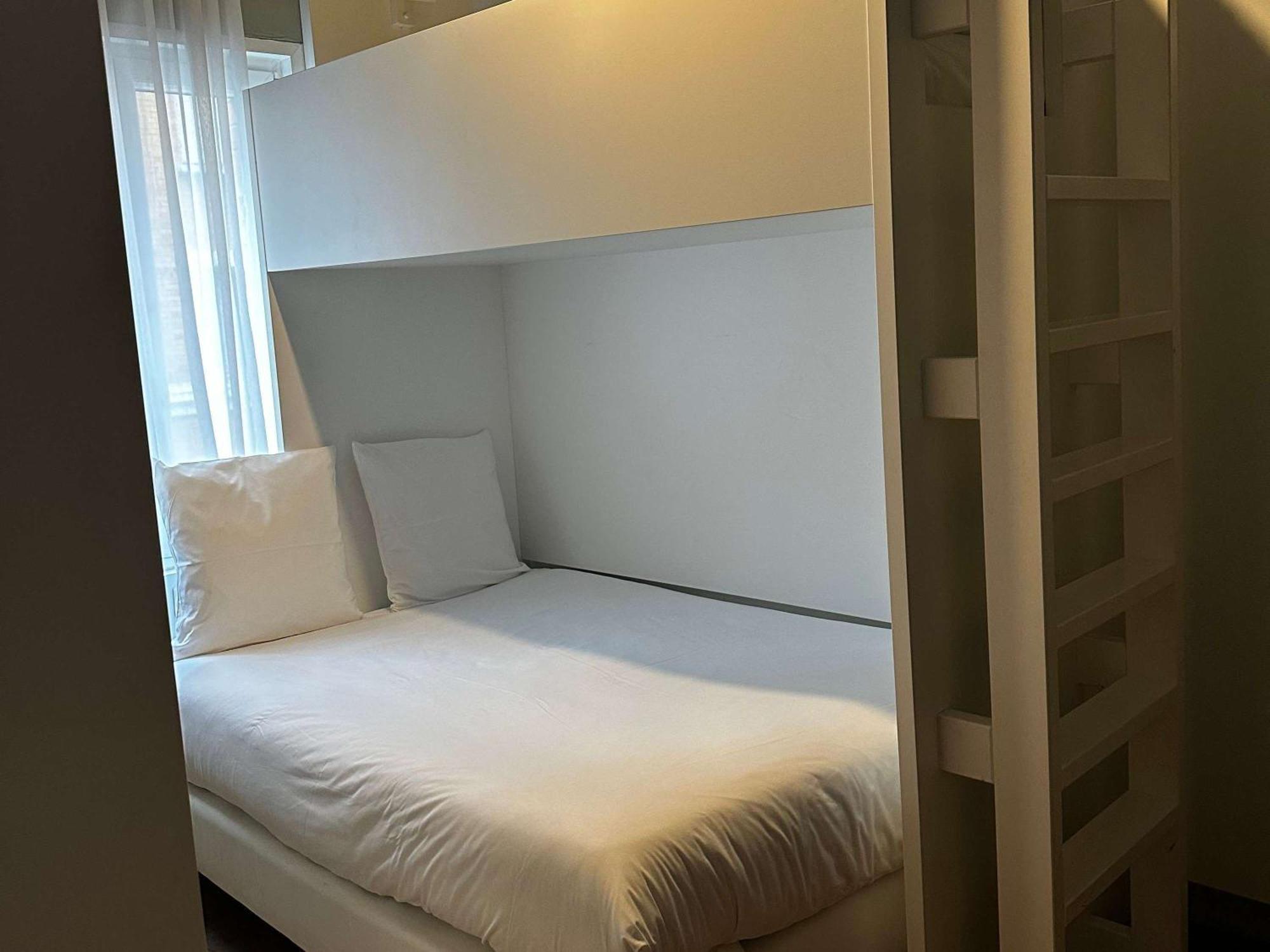 Calm Hotel Lille